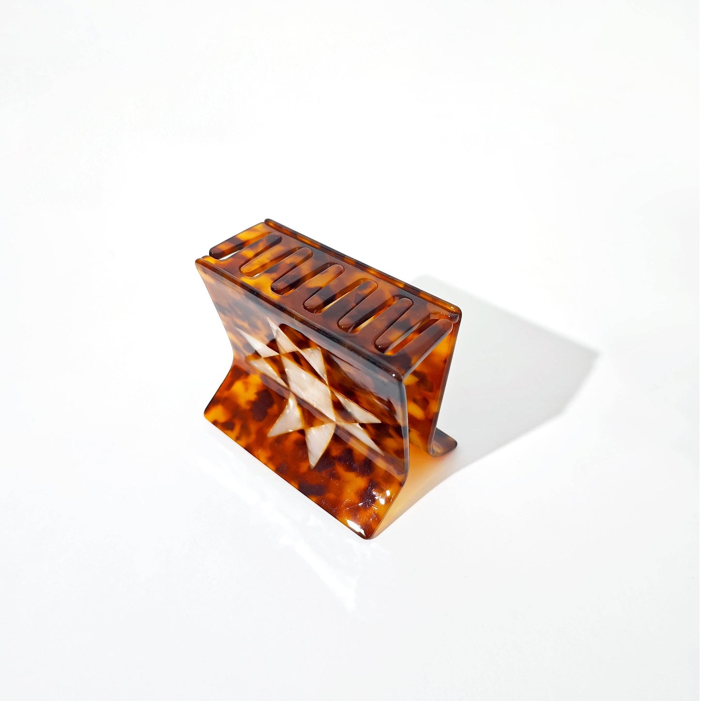 Hey Ricochet - Tortoise Shell Quilt Claw: Small
