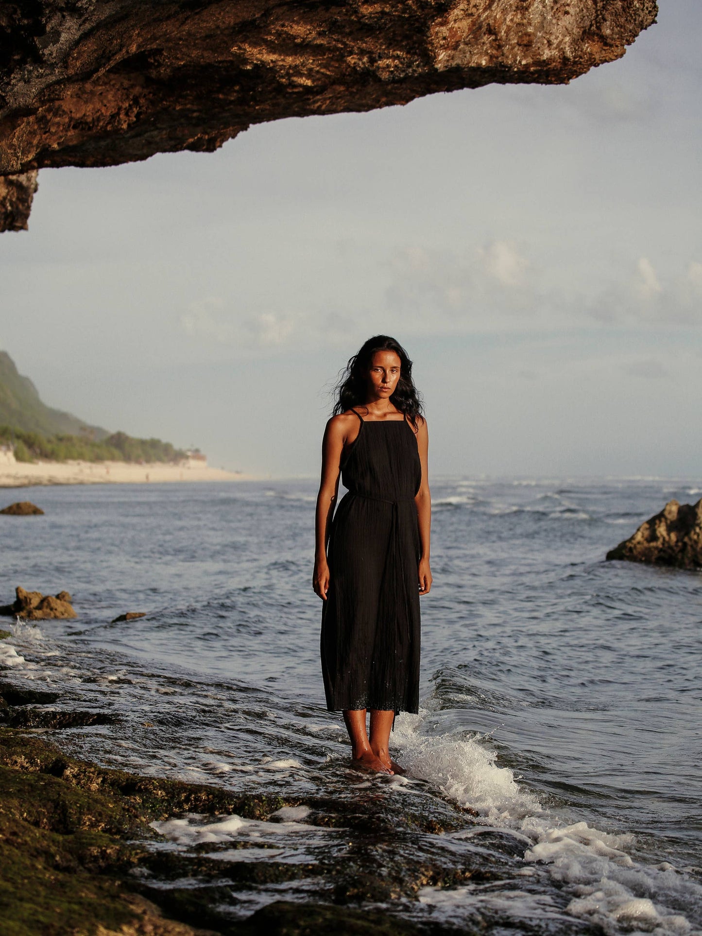 The Handloom - Siesta Dress - Black: Black / M/L