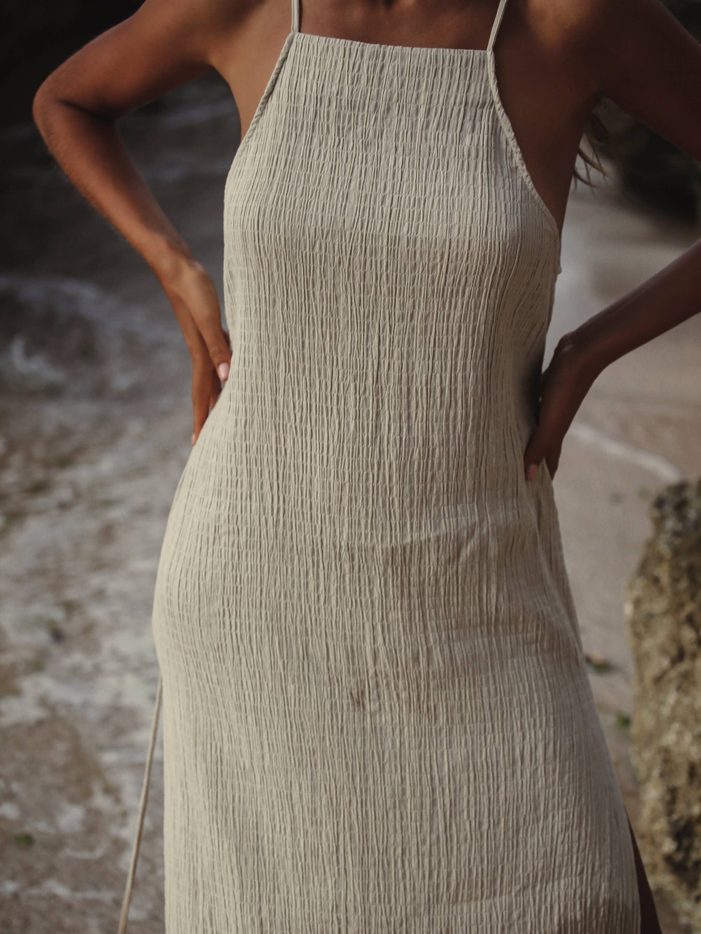 The Handloom - Siesta Dress - Oatmeal: Oatmeal / S/M
