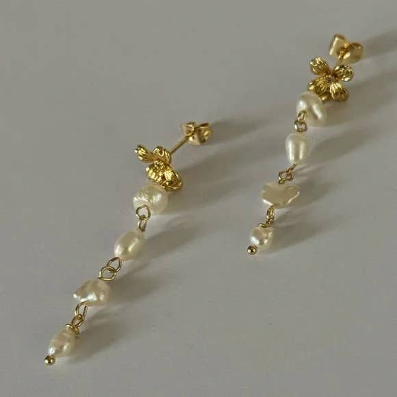 Tramps+Thieves - Nicoletta Pearl Drop Earrings
