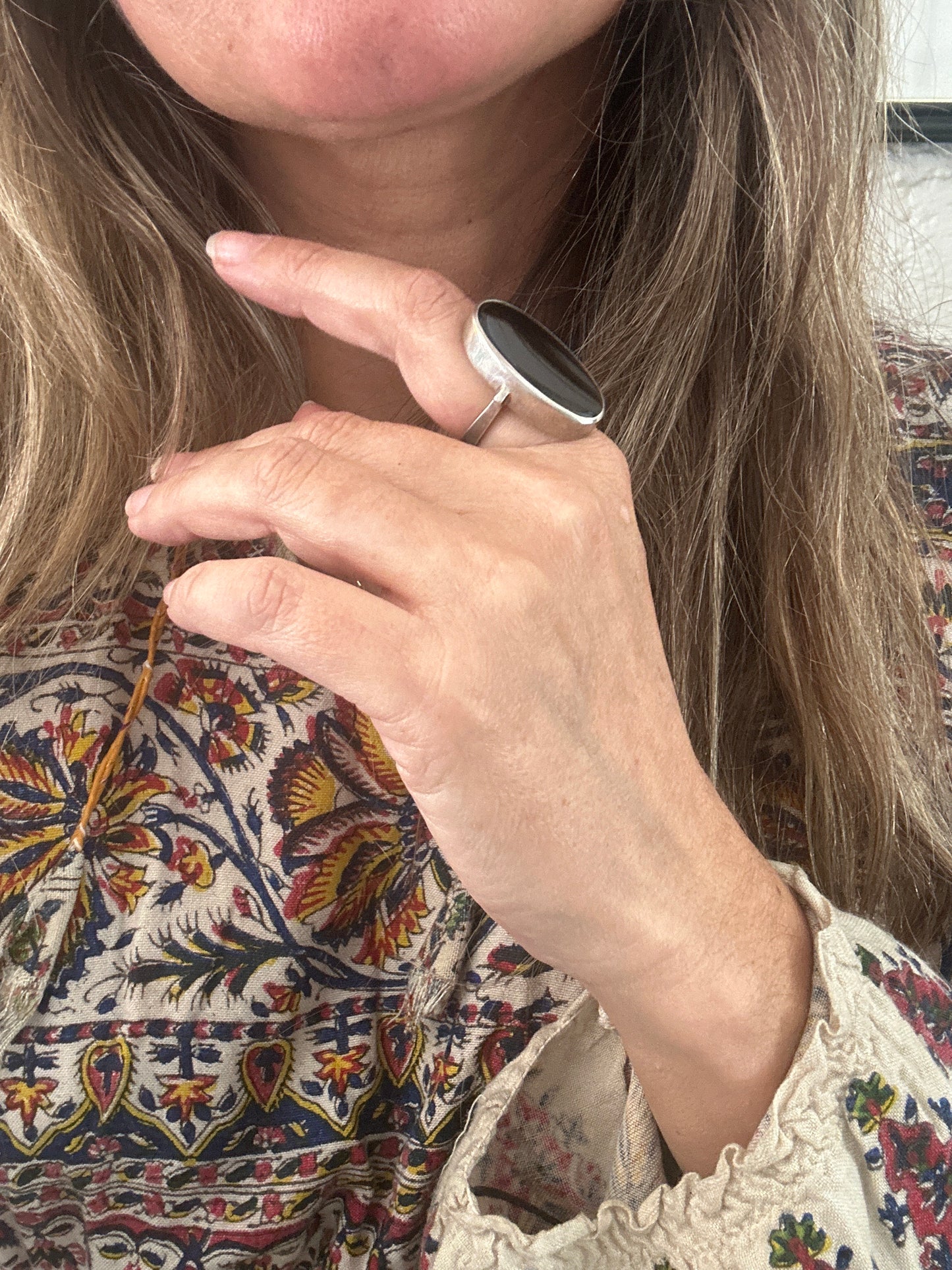 Vintage Spanish mid-century sterling & black onyx oval ring