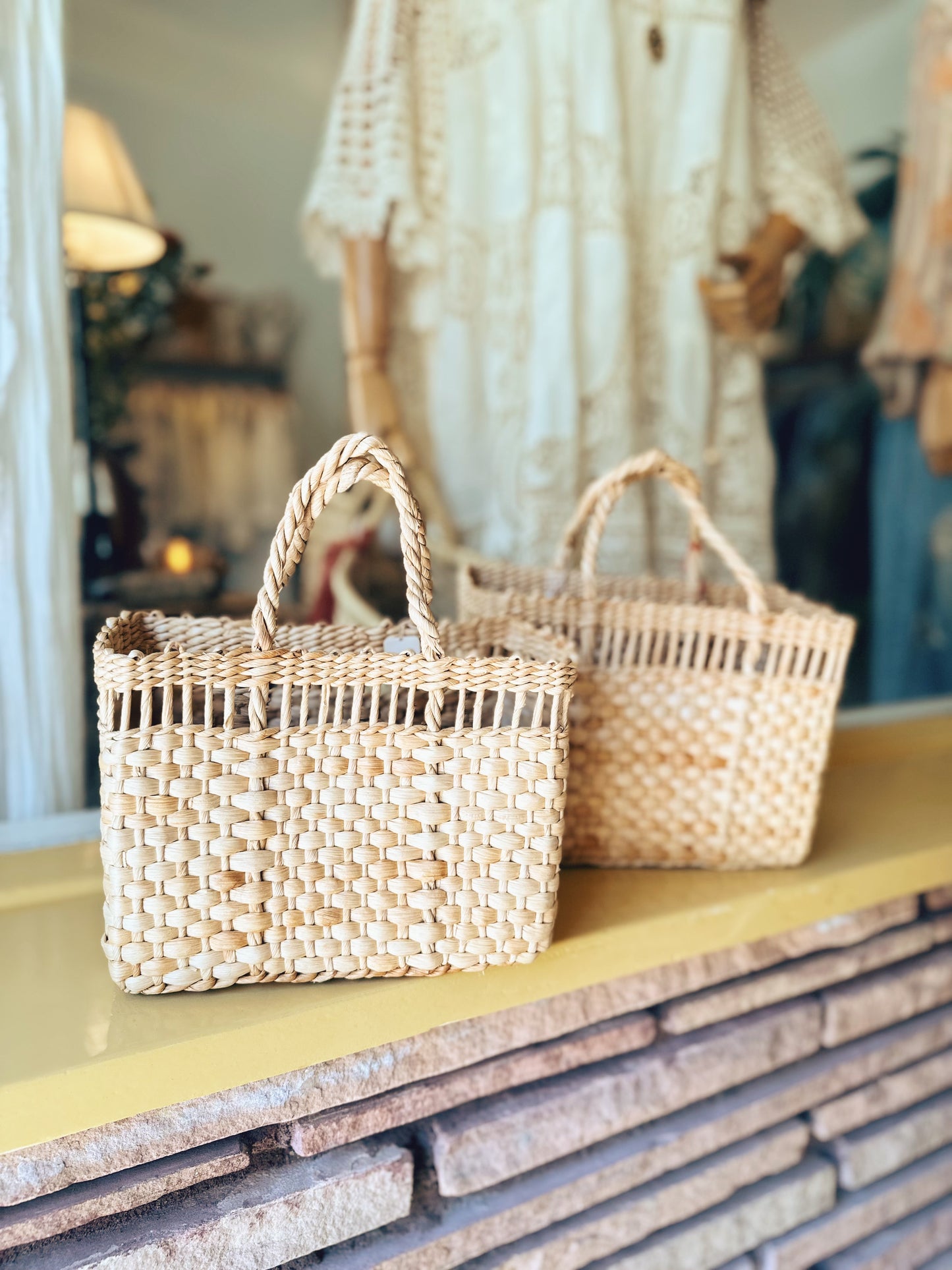 Vintage woven straw bag