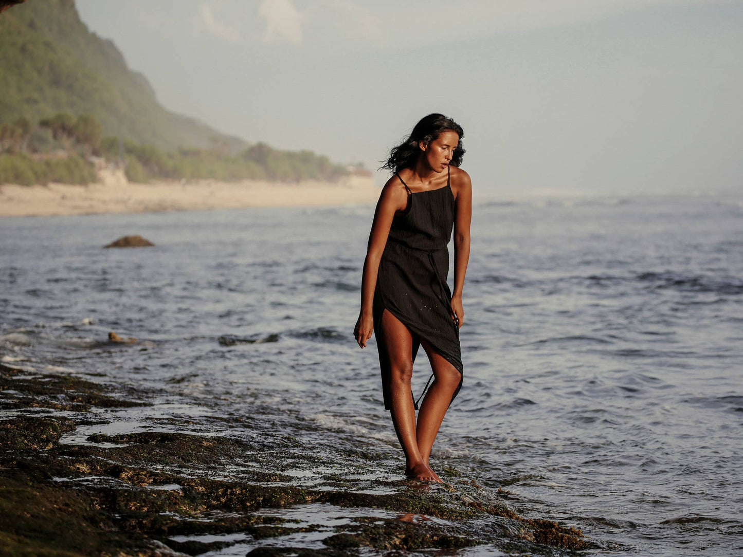 The Handloom - Siesta Dress - Black: Black / M/L