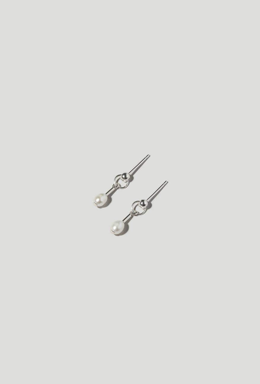 Maslo Jewelry - Relier Pearl Studs