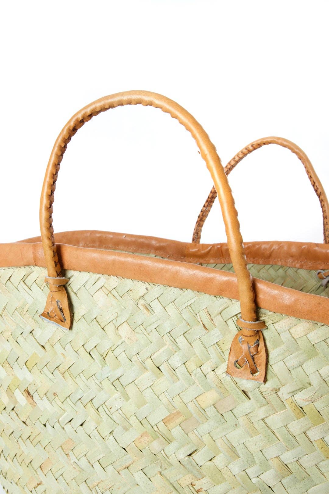 Swahili | AFRICAN MODERN - Kenyan Traditional Wide Weave Palm Shopper with Leather Trim