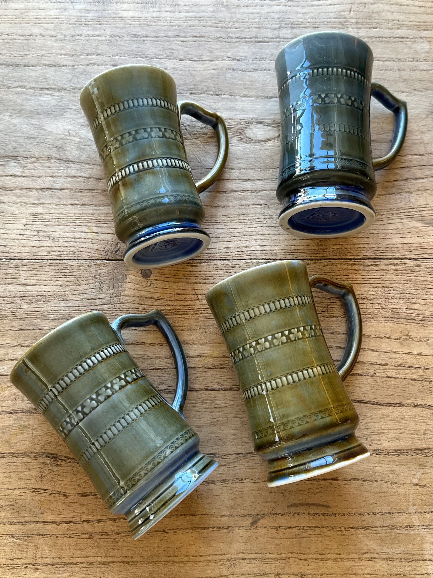 Vintage Irish porcelain mug set