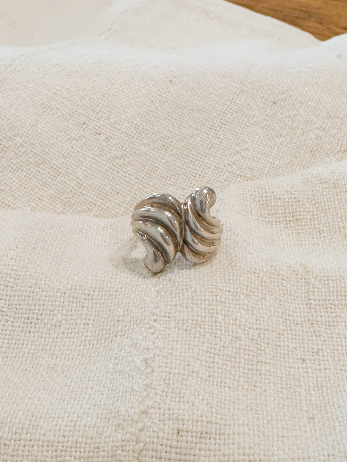 Vintage, Spanish sterling sculptural ring