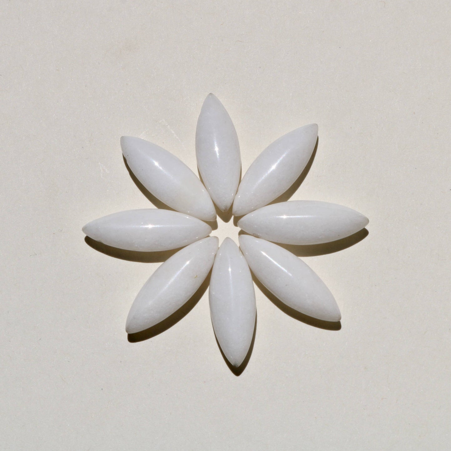 Vibe - VIBE NECKLACE | WHITE JADE PETAL