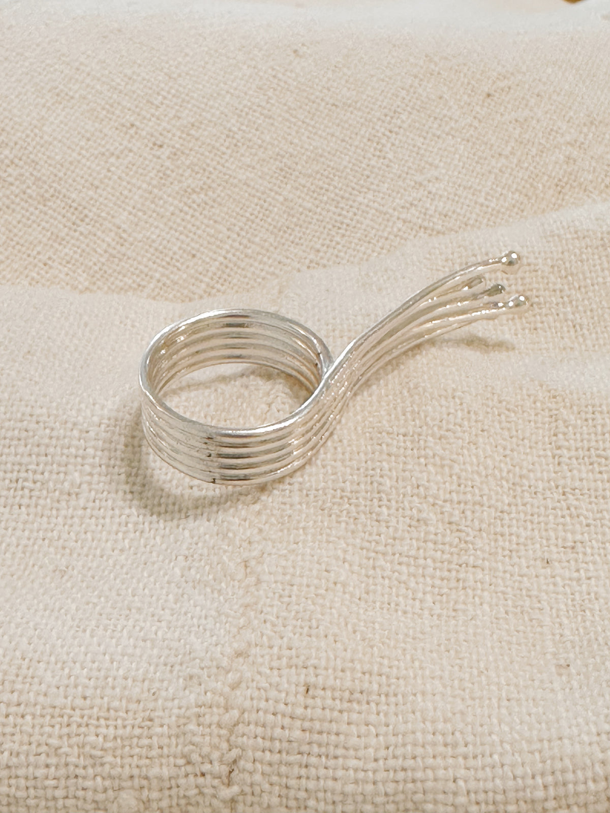 Vintage, Spanish sterling comet ring ￼