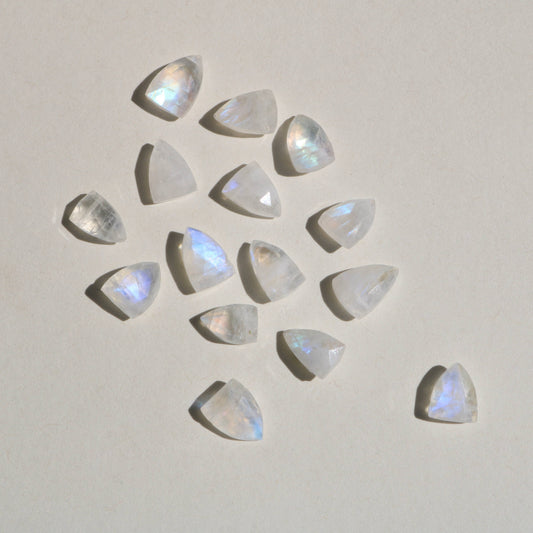 Vibe - VIBE NECKLACE | RAINBOW MOONSTONE FLARE