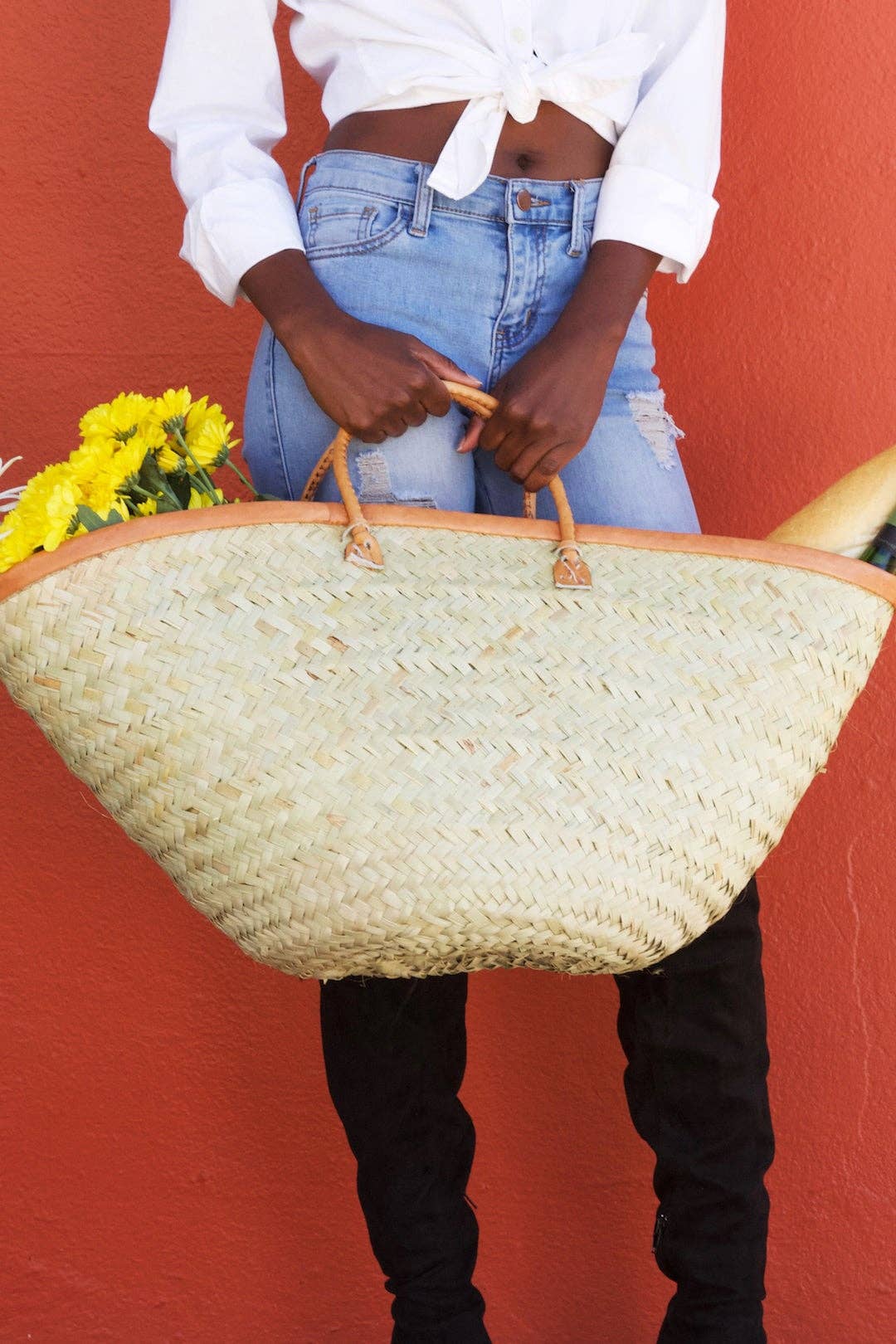 Swahili | AFRICAN MODERN - Kenyan Traditional Wide Weave Palm Shopper with Leather Trim