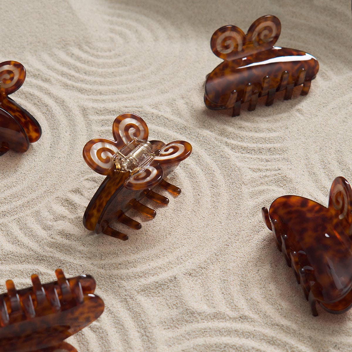 Mariposa Claw - Spiral Butterfly Tortoise Acetate Hair Clip