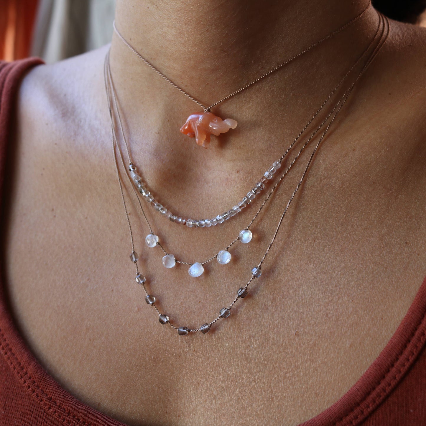 Vibe - VIBE NECKLACE | RAINBOW MOONSTONE 5 STONE