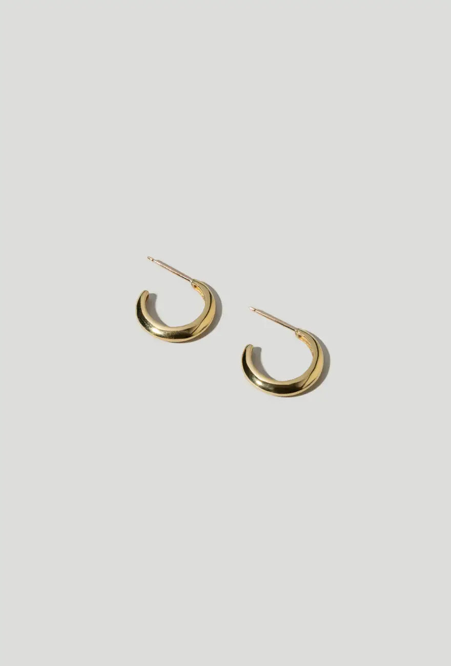 Maslo Jewelry - Medium Classic Hoops Gold