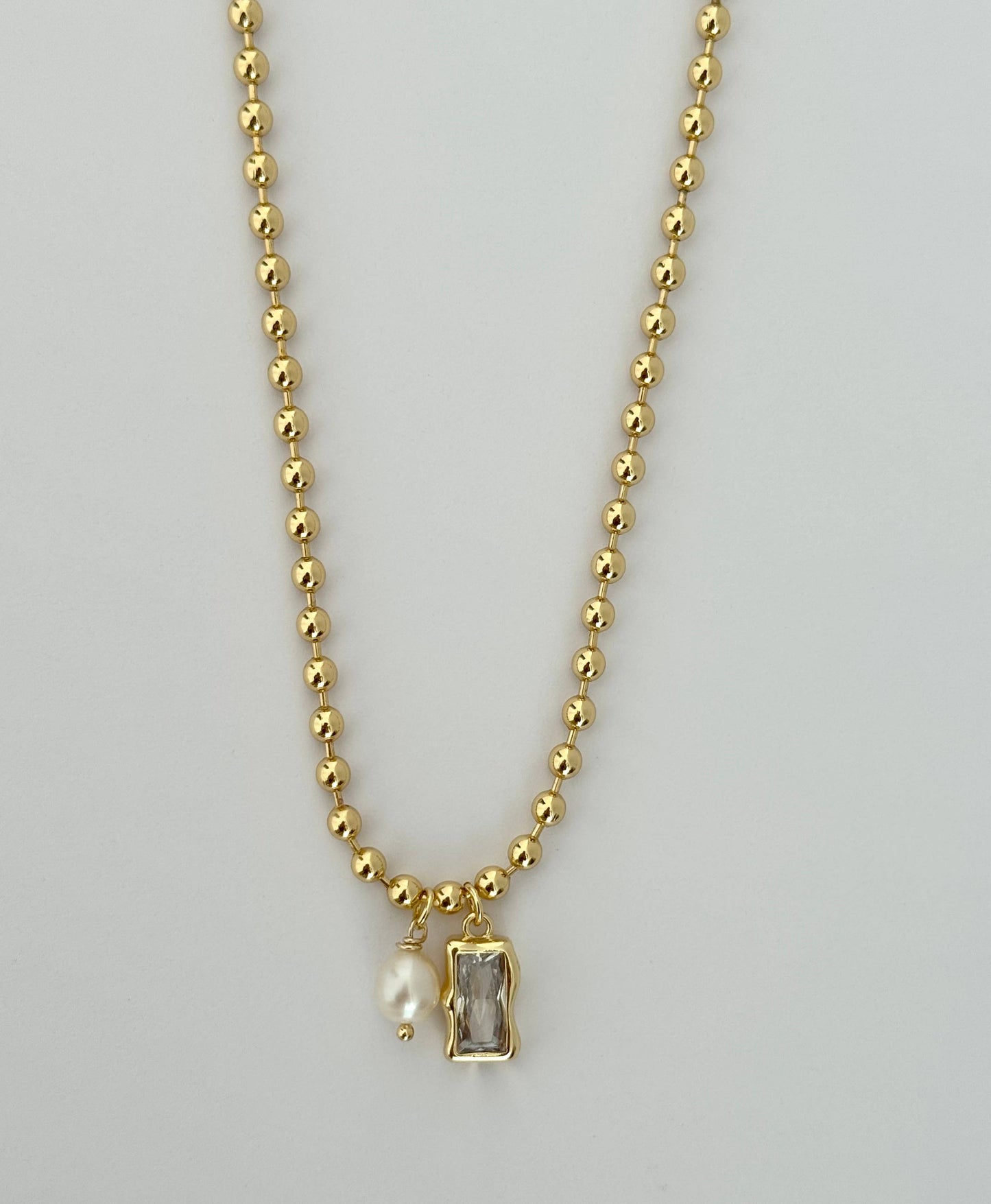 Tramps+Thieves - Cine Necklace : Olive