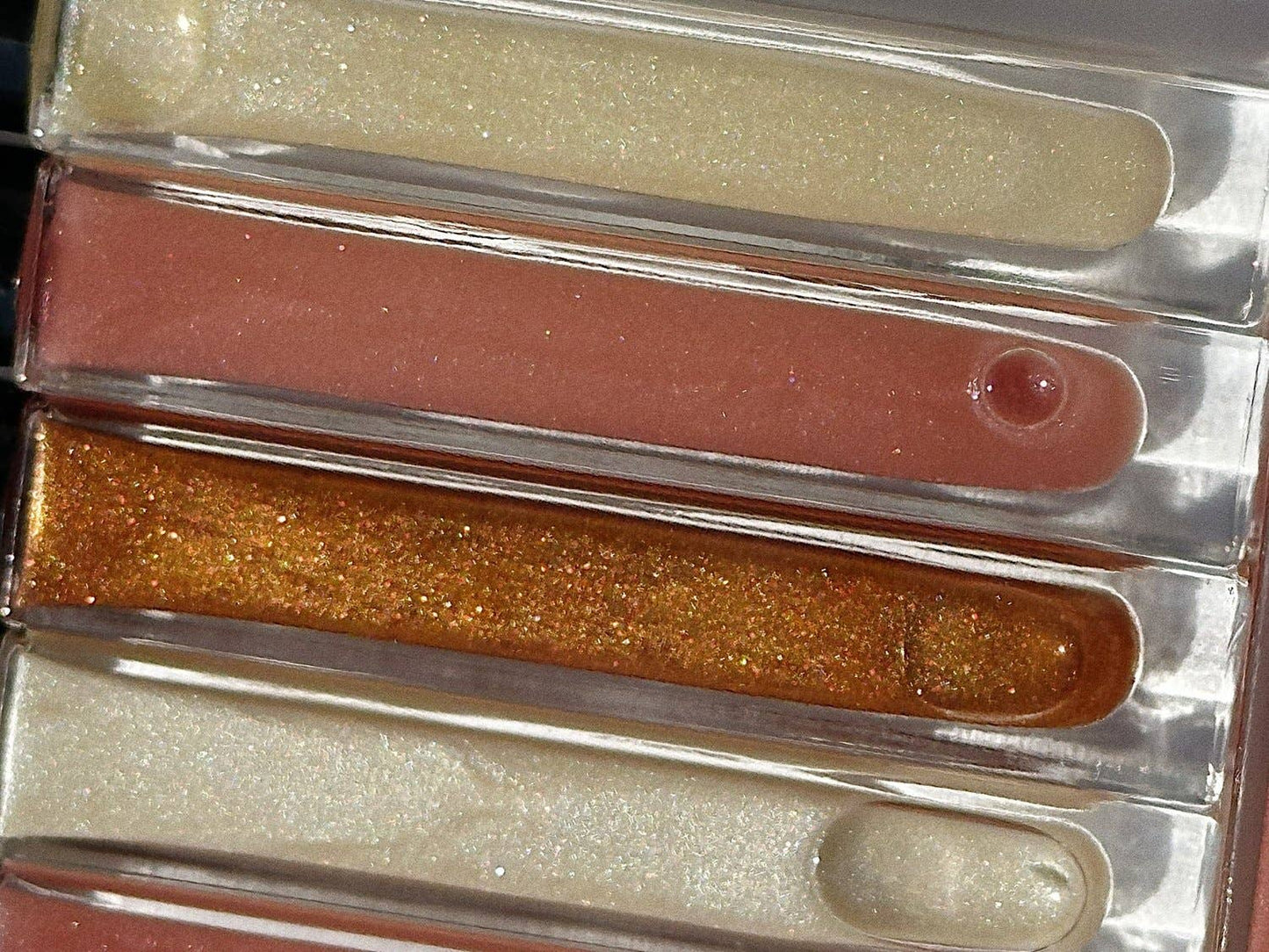 ROWSIE VAIN - Copper Head Shimmer Perfume Body Oil Roller Wand (10ml)